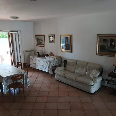 빌라 La Casa Di Ale