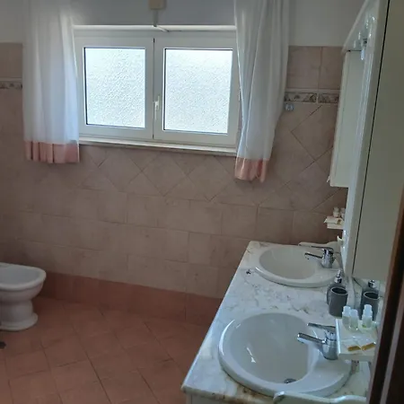 La Casa Di Ale Latina